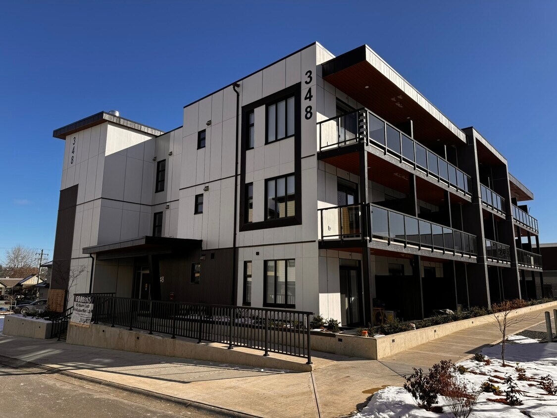 Photo du bâtiment - 348 14th St