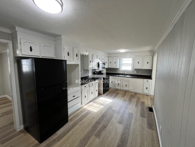 Foto del edificio - 324 Park Ave