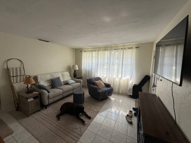 Foto del edificio - 23 Hibiscus Dr