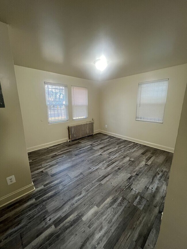 Photo - 1615 Olive St NE Apartment