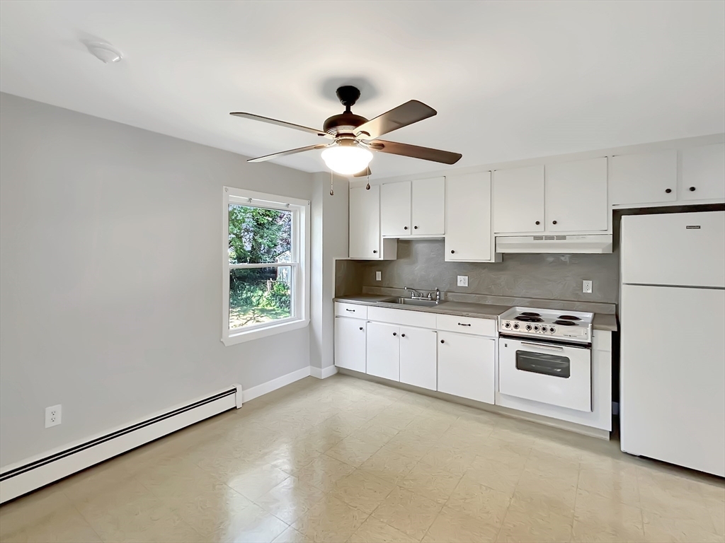 Foto principal - 65 Hillcrest Rd