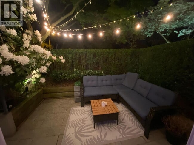 Photo du bâtiment - 1868 W 5th Ave