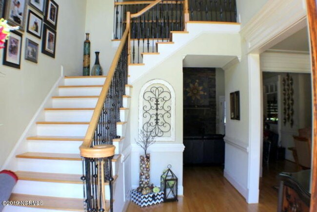 Building Photo - 3703 Cantata Dr