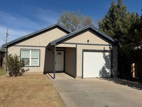 Building Photo - 510 82nd St