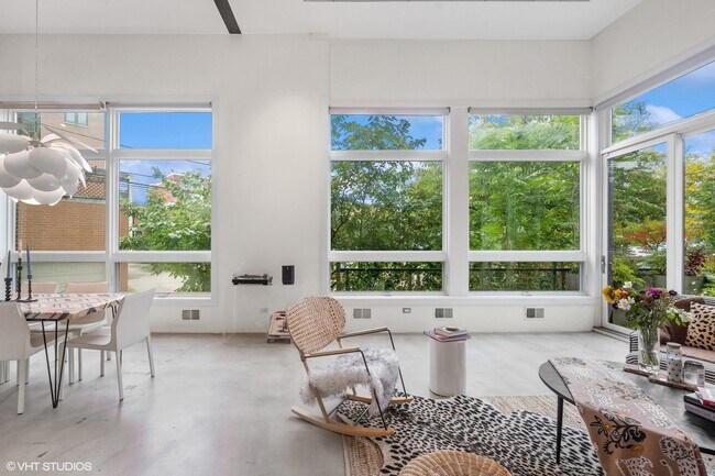 Foto del edificio - 928 W Concord Pl
