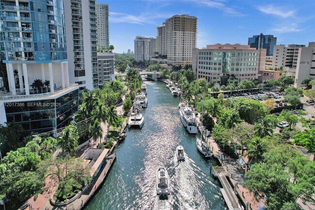 Foto del edificio - 100 E Las Olas Blvd