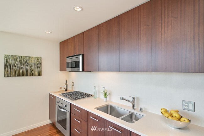 Foto del edificio - 10700 NE 4th St