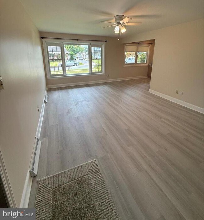 Foto del edificio - 525 Lee Rd