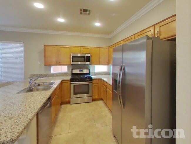 Building Photo - 6046 W Traviata Ave