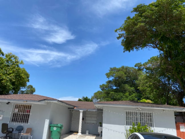 Building Photo - 3315 NW 19th Ave