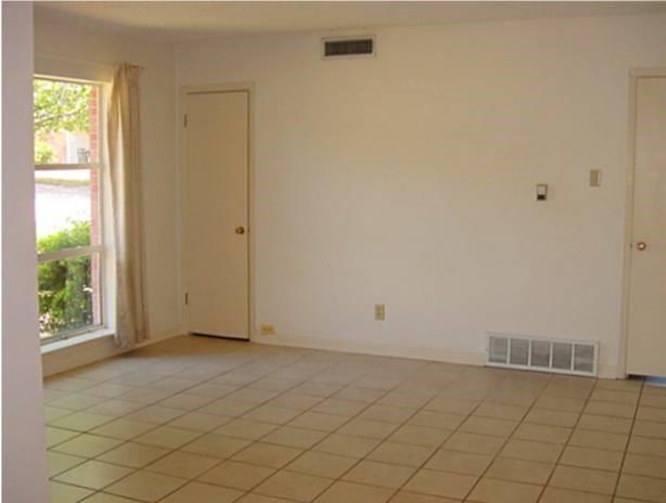 Foto del edificio - 8743 Boundbrook Ave