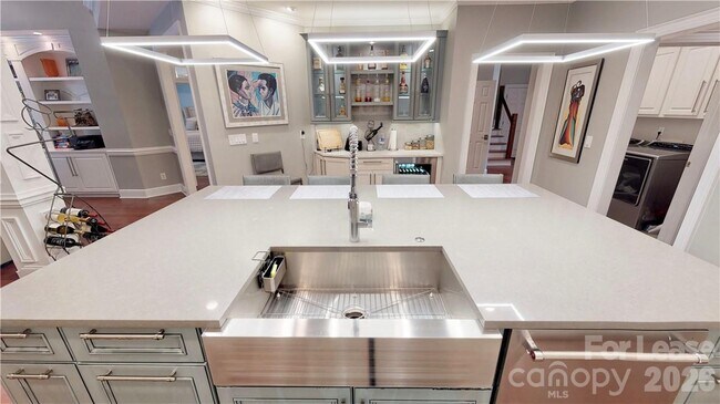 Foto del edificio - 3112 Ethereal Ln