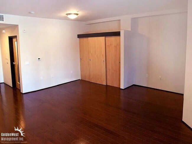 Foto del edificio - Modern Unfurnished Studio in the Heart of San Diego!