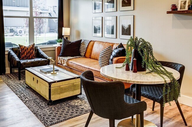 Foto del edificio - Icon Apartment Homes at Ferguson Farm