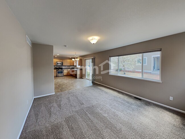 Foto del edificio - 11549 Black Maple Ln