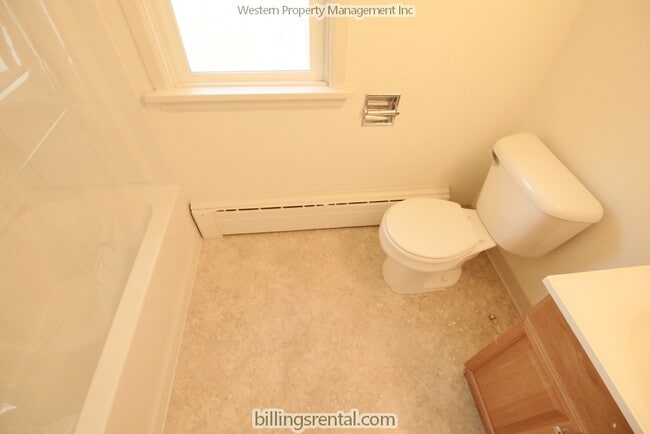 Bathroom - 711 Avenue B