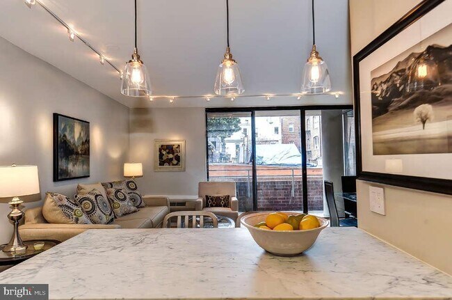 Foto del edificio - 2141 P St NW