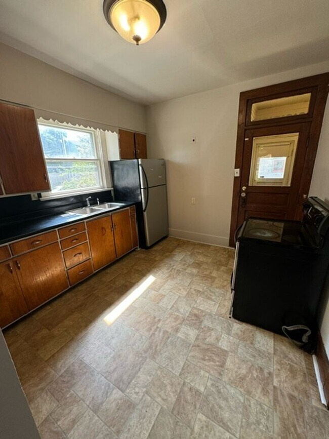 Foto del edificio - 901 Cottage Ave