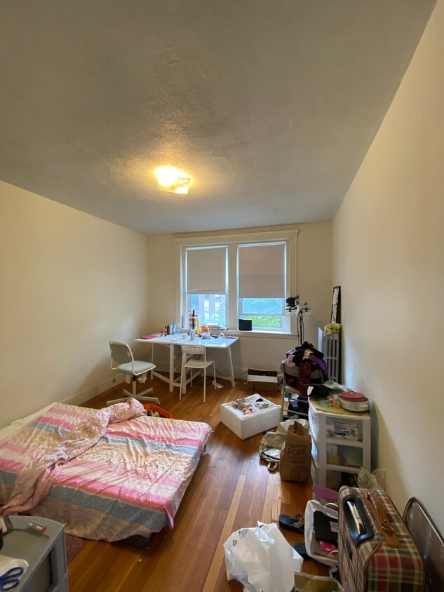 Primary Photo - 122 Washington St