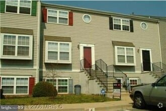 Building Photo - 137 Kylie Pl