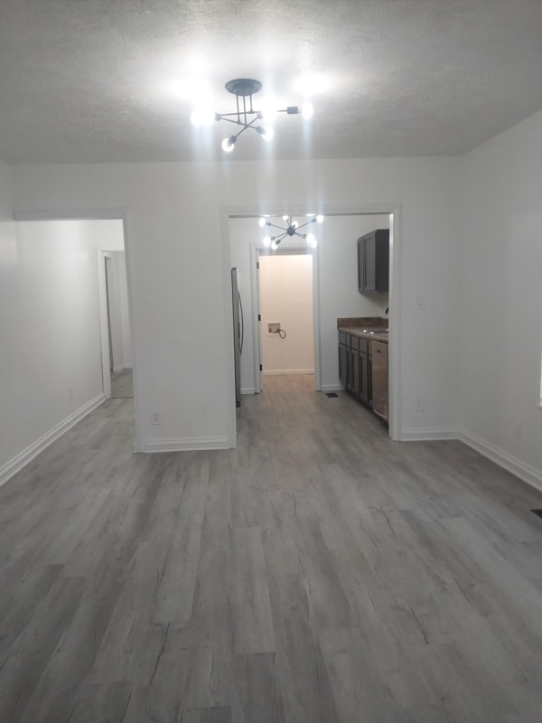 Building Photo - 4033 Porter Ave