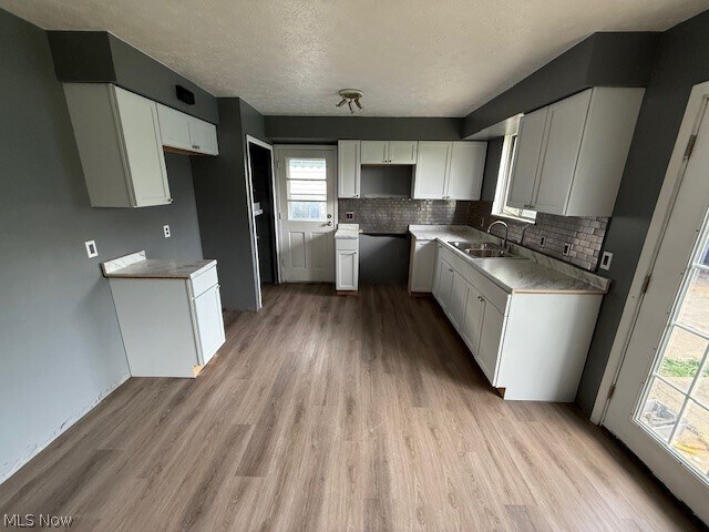 Foto del edificio - 6446 Wolf Rd