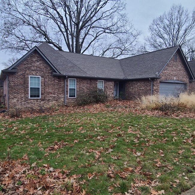 Building Photo - 6103 Yorkhill Dr