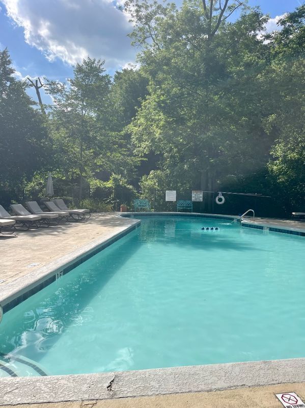 Foto del edificio - 115 Biscayne Dr NW