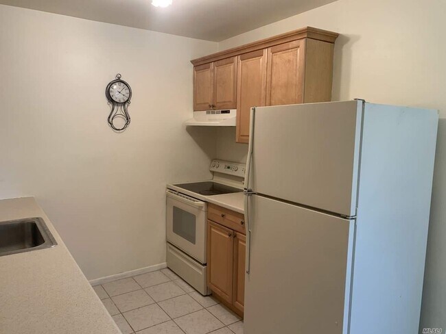 Building Photo - 268 Berwick Ct