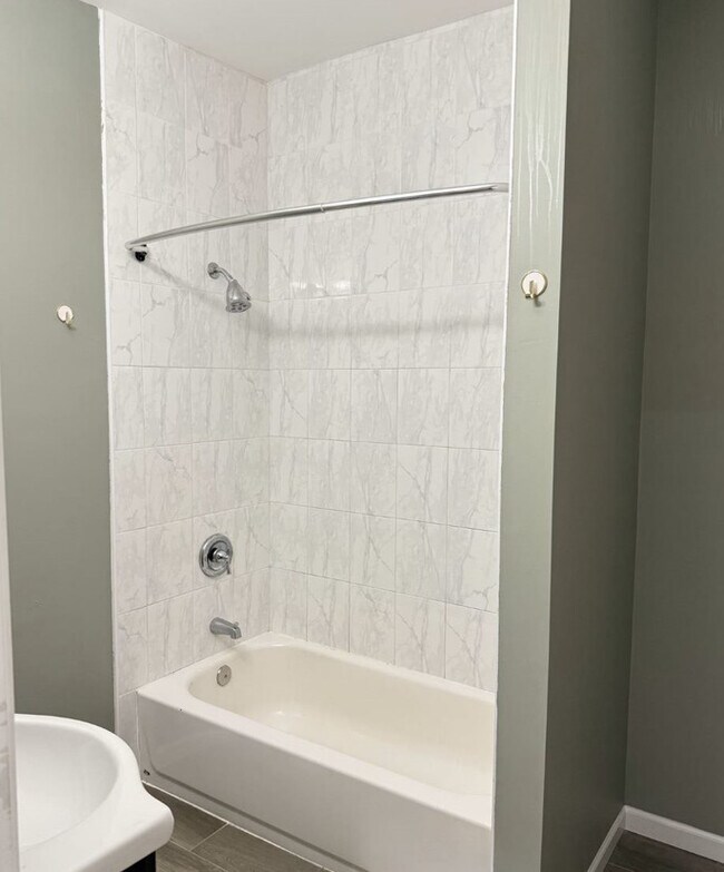 Foto del edificio - 2928 S Poplar Ave