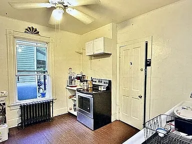 Building Photo - 40 N Chestnut St