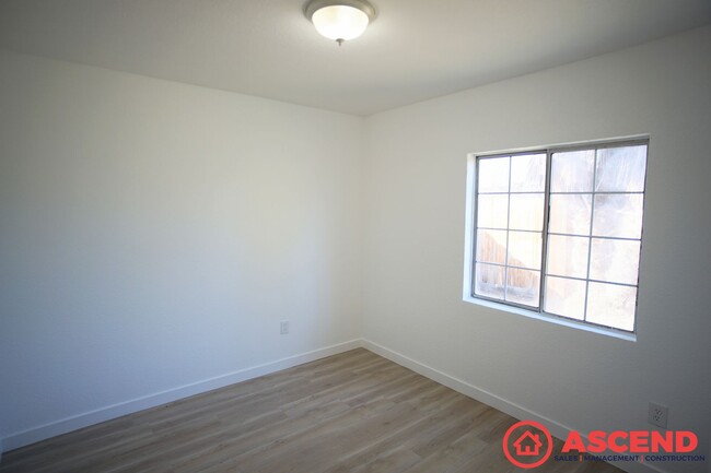 Building Photo - 2210 Haley St