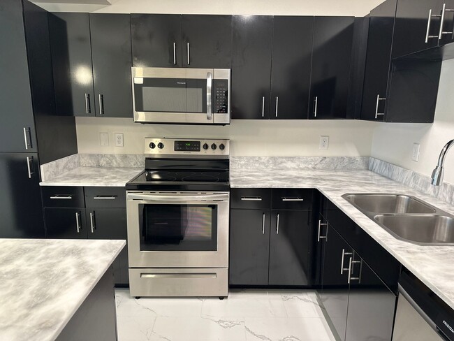 Interior Photo - Hampton Astoria Residential Apartments