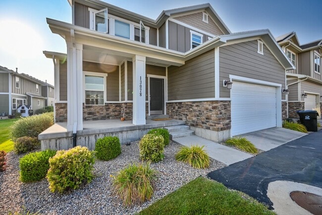 Photo - 13078 South Elm Hollow Court- House