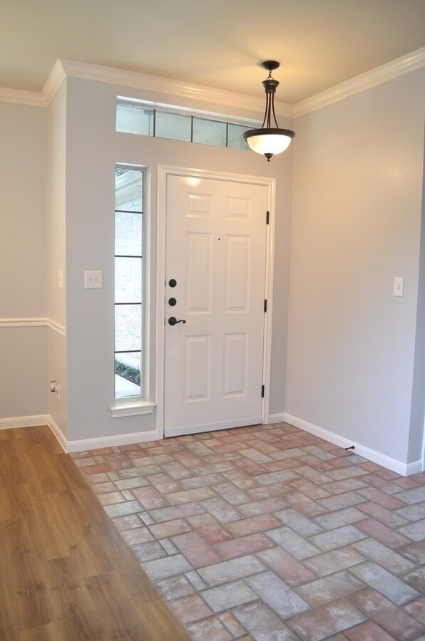 Foto del edificio - Beautiful home backs to community greenbel...