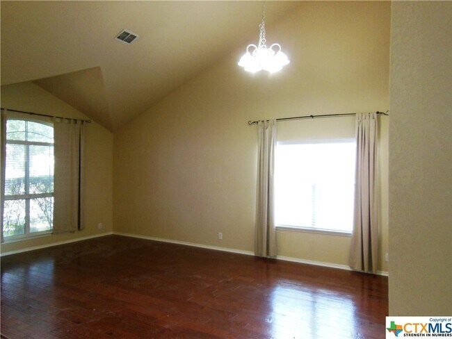 Building Photo - 2473 Angelina Dr
