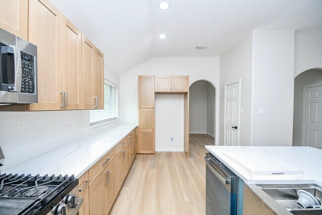 Building Photo - 20514 Mauve Orchid Way