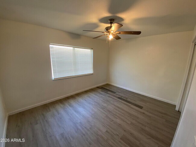 Foto del edificio - 1126 N 27th St