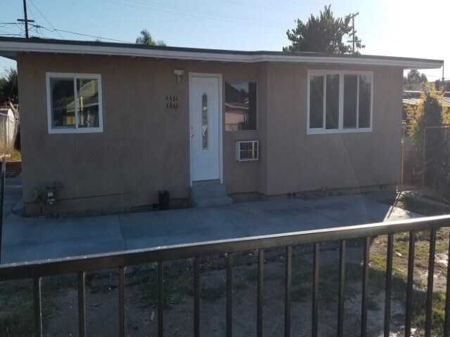 Foto principal - 4461 G St