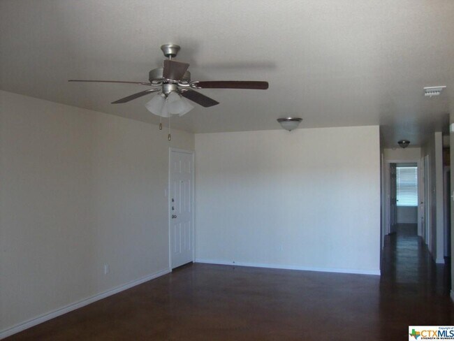 Building Photo - 2906 Starlight Dr