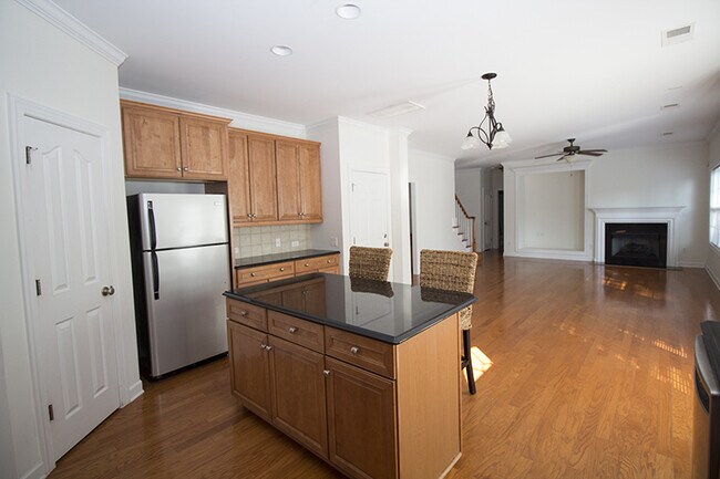 Foto del edificio - 14424 Myers Mill Ln