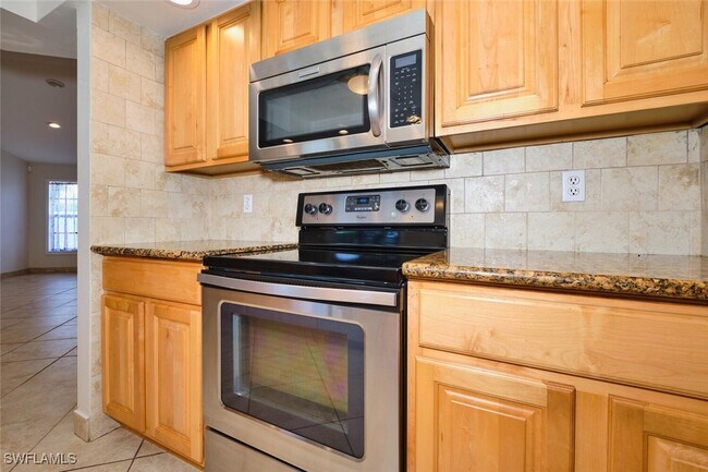 Foto del edificio - 2614 SE 12th Pl