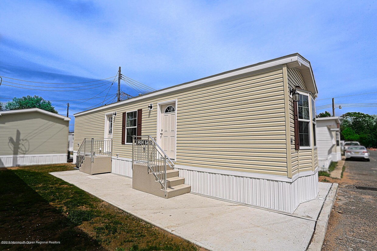 38 Monique Cir, Hazlet, NJ 07730 House Rental in Hazlet, NJ