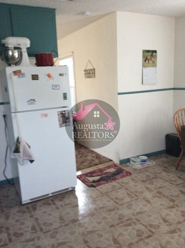 Foto del edificio - Cute 2 Bedroom Home!