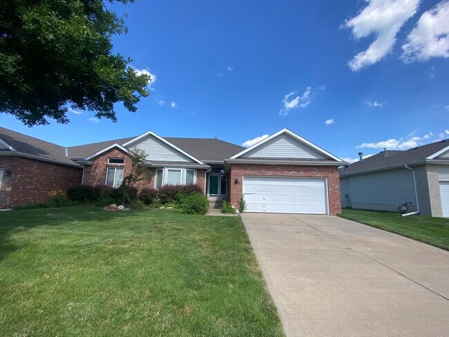 Private Gated Code Access Community - 1024 Shoal Pointe Dr