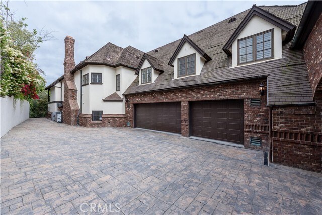Building Photo - 30862 Steeplechase Dr