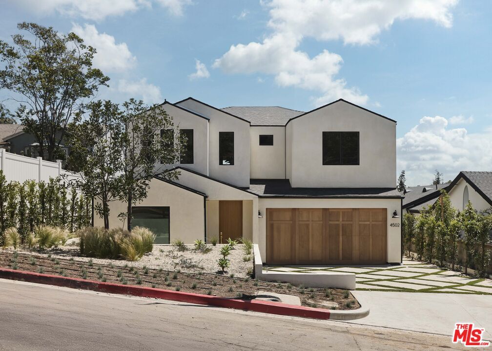Foto principal - 4502 Lowell Ave
