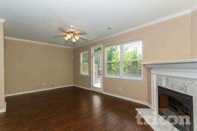 Foto del edificio - 3364 Estes Dr