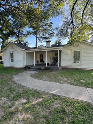 Building Photo - 722 S Prairieville St