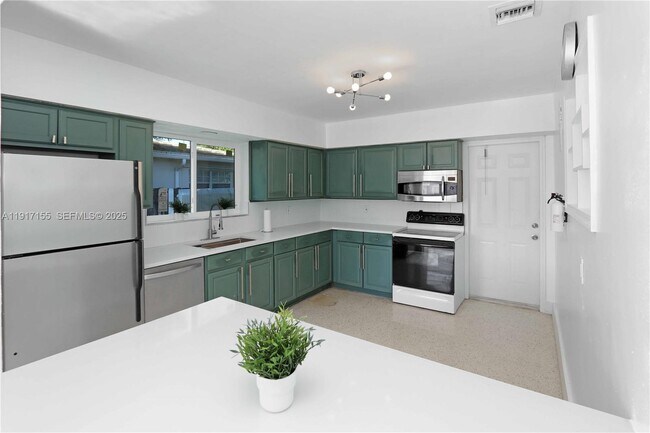 Foto del edificio - 39 SE 13th Terrace